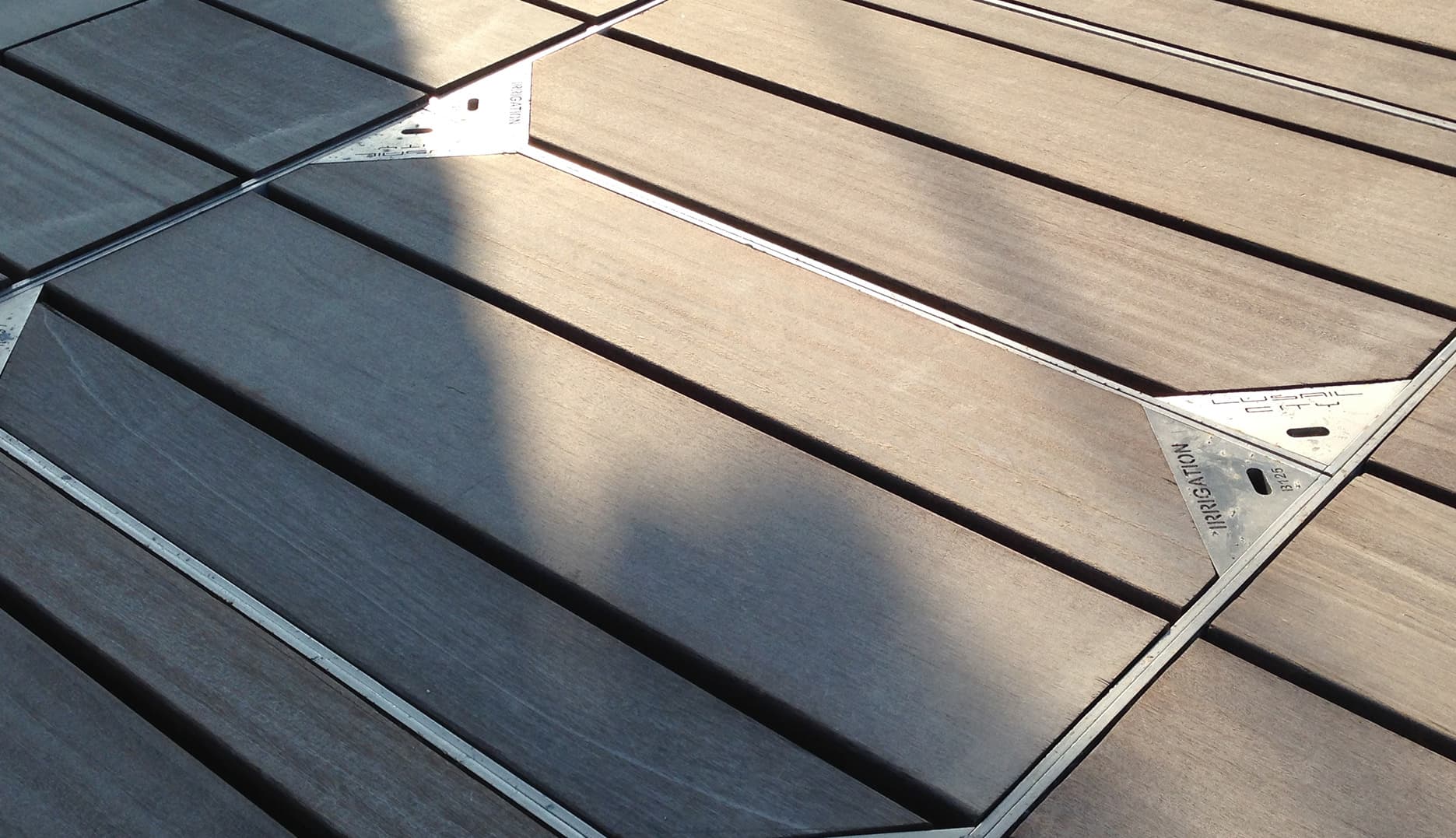 Recessed Cover Detail
